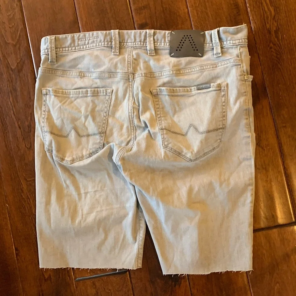 ALBERTO Light Blue Denim Bermuda Shorts Raw Hem Handmade Regular Slim Fit‎